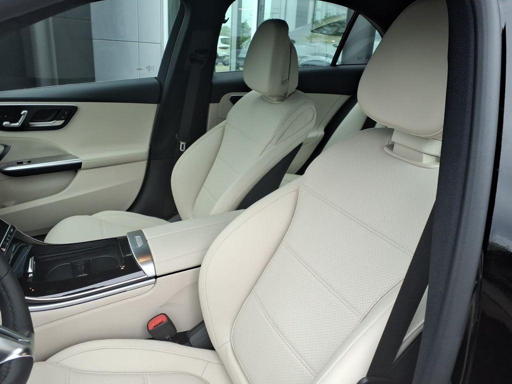 2026 Mercedes-BENZ C-CLASS — миниатюра 13
