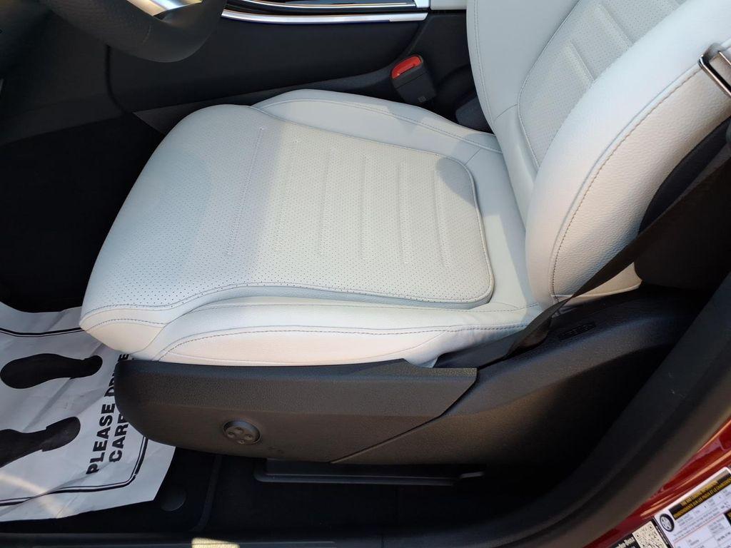 2026 Mercedes-BENZ GLC 缩略图 15
