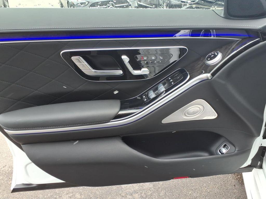 2026 Mercedes-BENZ S-CLASS — миниатюра 11