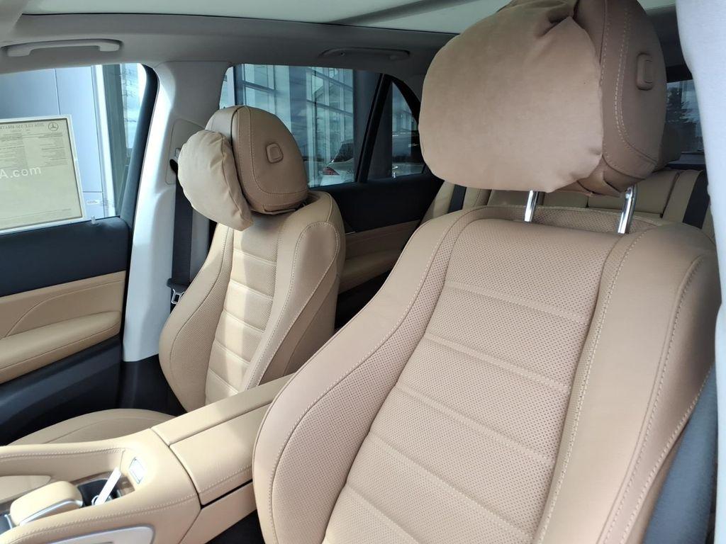 2026 Mercedes-BENZ GLE — миниатюра 13