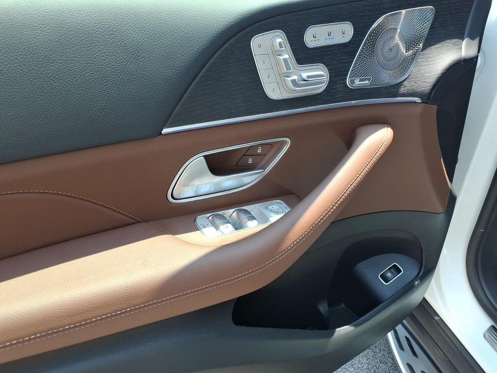 صورة مصغرة 11 لـ 2026 Mercedes-BENZ GLS
