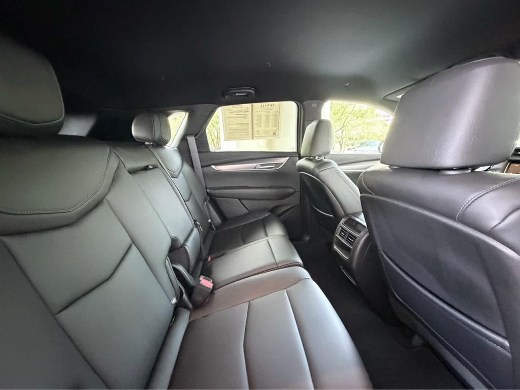 2024 Cadillac XT5 LUXURY thumbnail 32