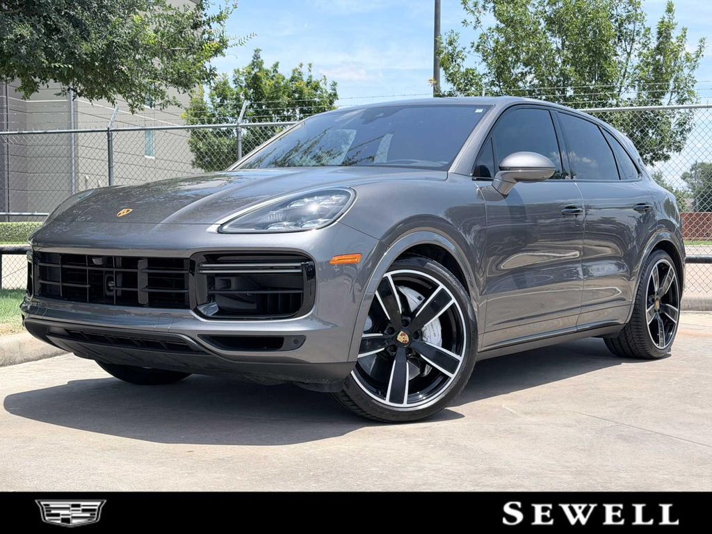 2022 Porsche Cayenne