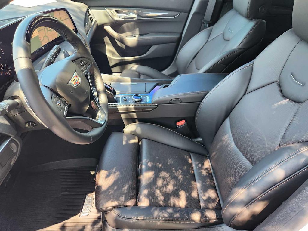 2026 Cadillac CT5 SPORT 照片 8