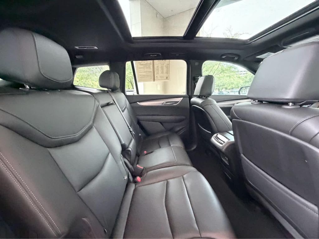 2025 Cadillac XT6 LUXURY AWD 缩略图 33