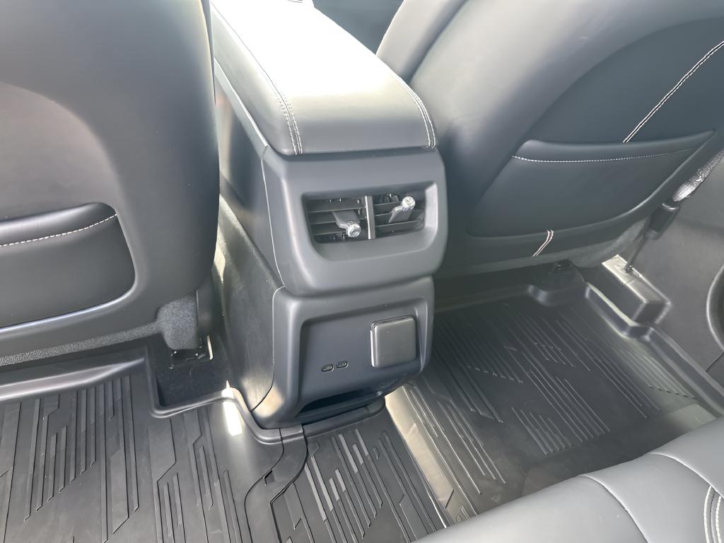 2025 Cadillac OPTIQ LUXURY 1 AWD 缩略图 30