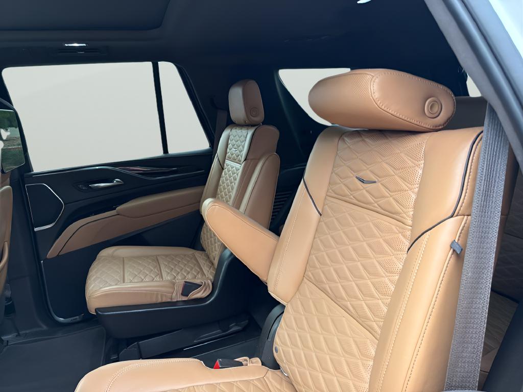 صورة مصغرة 32 لـ 2021 Cadillac ESCALADE SPORT