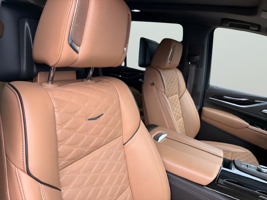 صورة مصغرة 36 لـ 2021 Cadillac ESCALADE SPORT