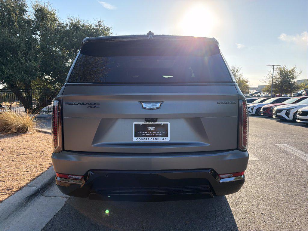 صورة مصغرة 8 لـ 2026 Cadillac ESCALADE IQL PREMIUM SPORT