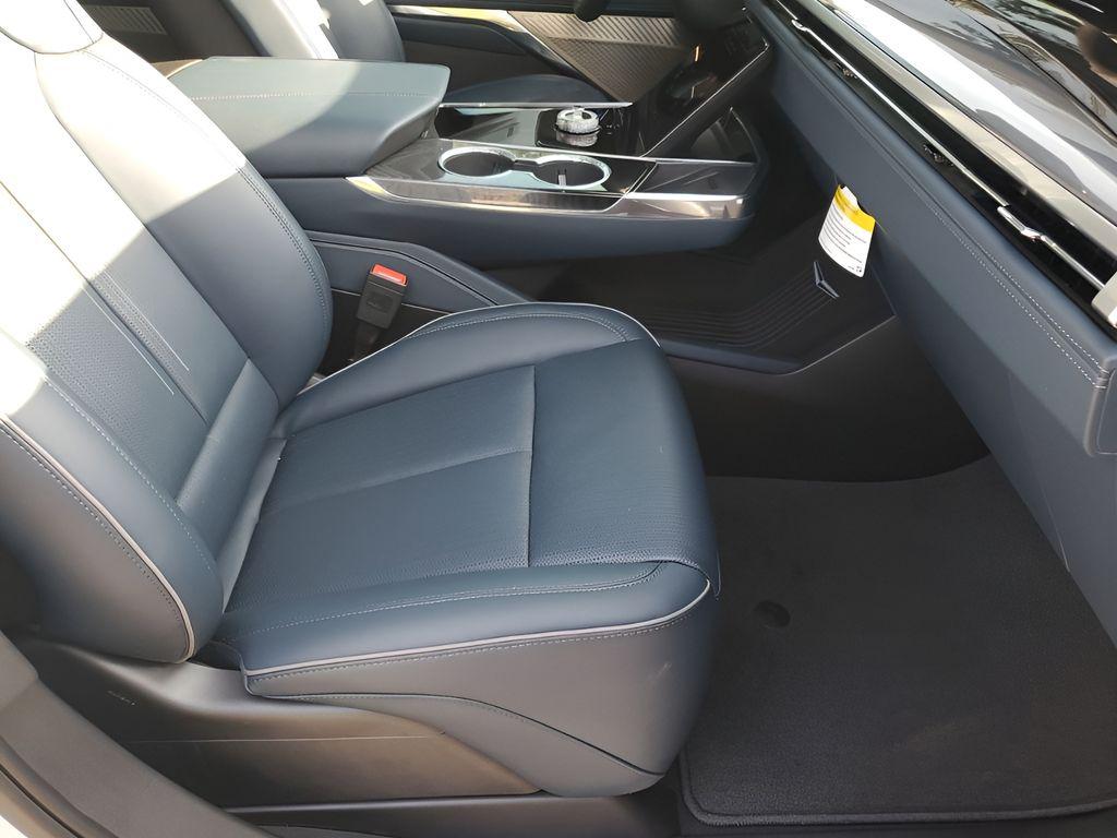 2026 Cadillac ESCALADE IQL PREMIUM SPORT 照片 20