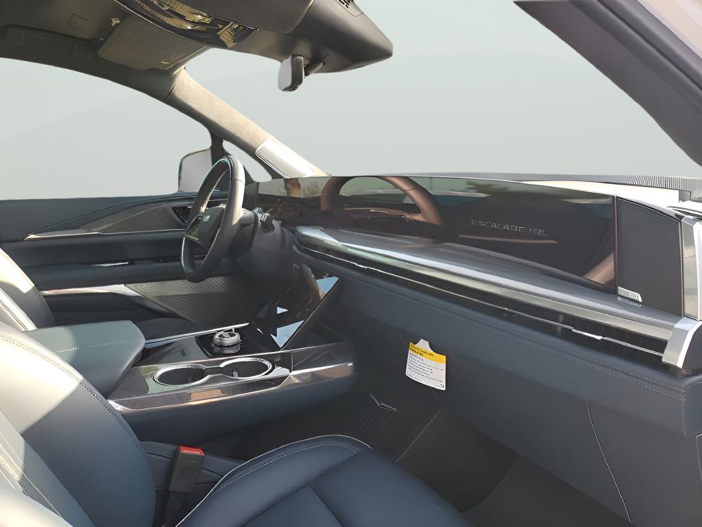 2026 Cadillac ESCALADE IQL PREMIUM SPORT — миниатюра 17