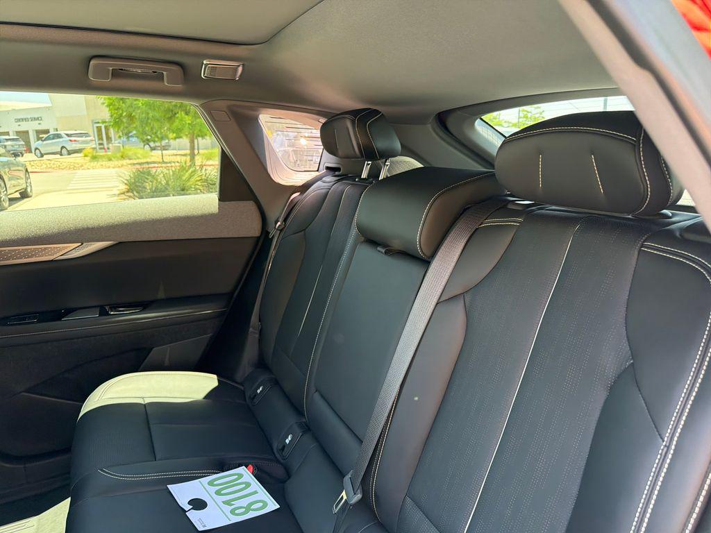 2025 Cadillac OPTIQ SPORT 2 AWD 照片 34