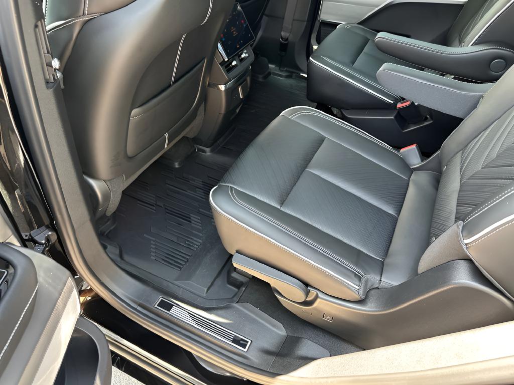 2026 Cadillac VISTIQ PLATINUM 缩略图 36