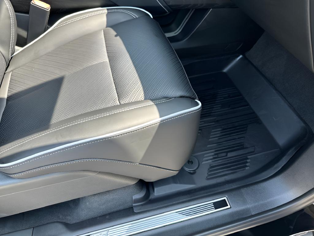2026 Cadillac VISTIQ PLATINUM 缩略图 41