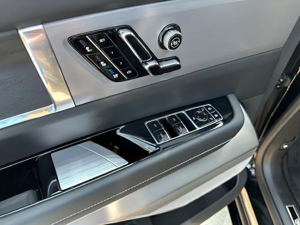 2026 Cadillac VISTIQ PLATINUM 缩略图 19