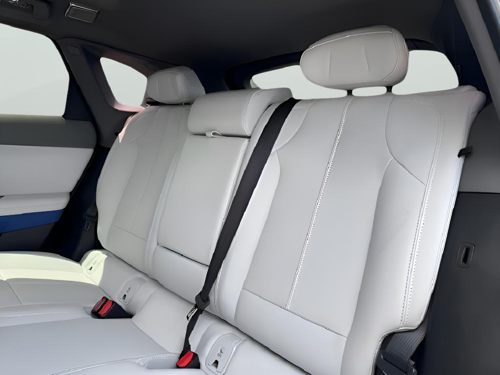 2026 Cadillac OPTIQ SPORT thumbnail 23