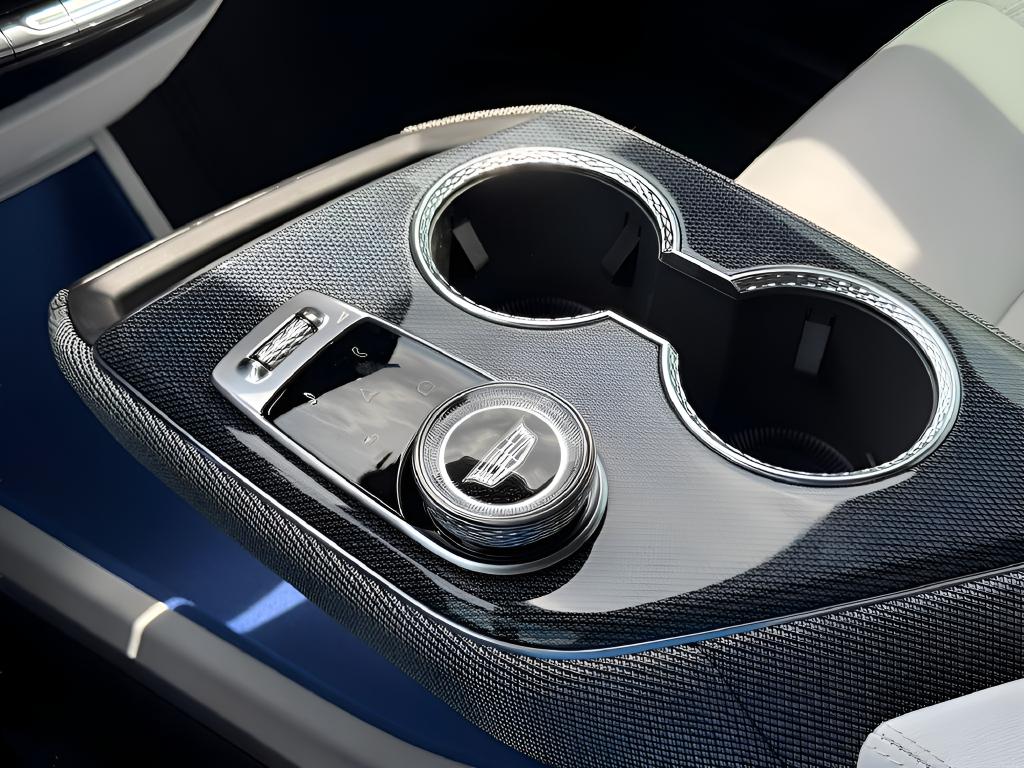 2026 Cadillac OPTIQ SPORT thumbnail 31