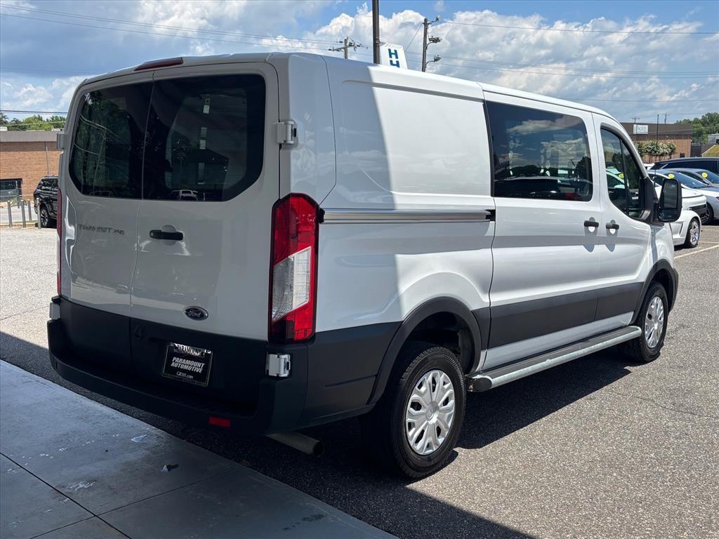 صورة مصغرة 26 لـ 2025 FORD TRANSIT-250 BASE