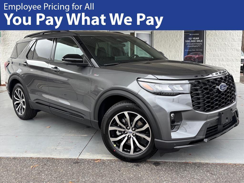 New 2026 Ford Explorer ST-Line