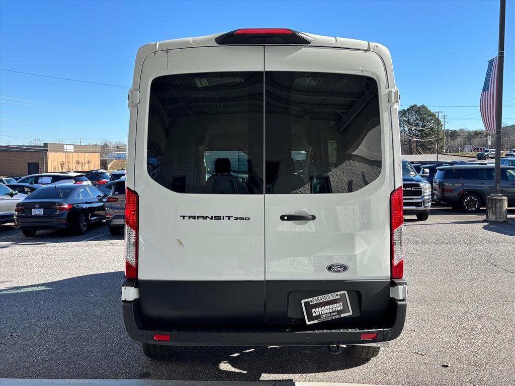 صورة مصغرة 25 لـ 2026 FORD TRANSIT-250 BASE