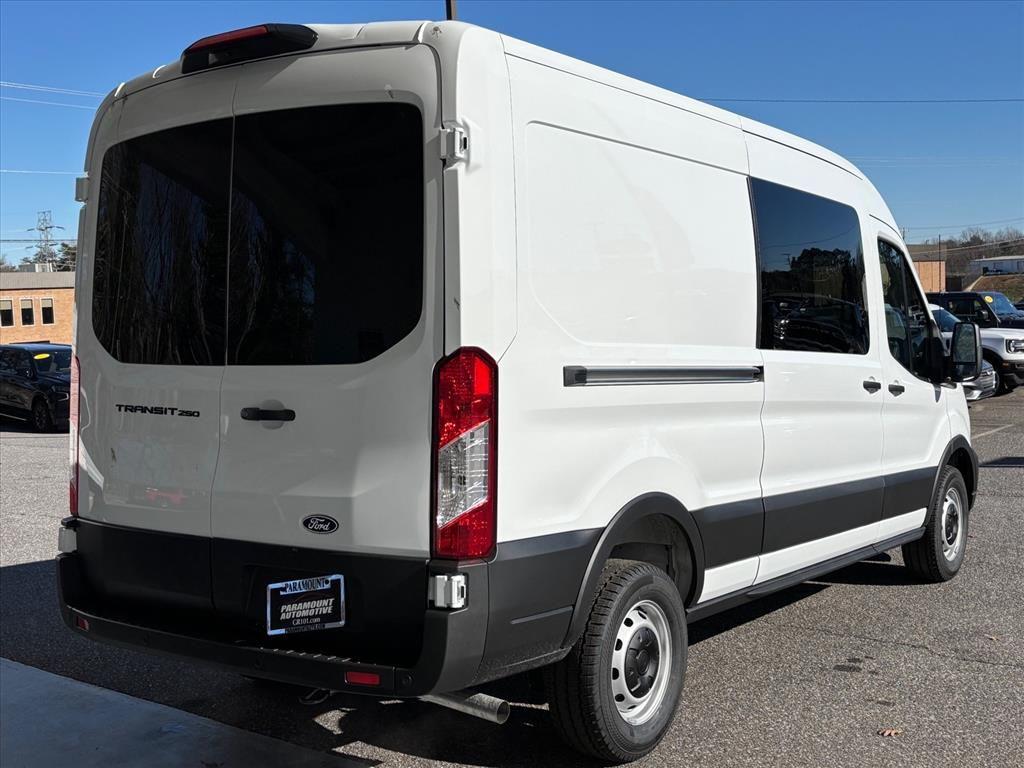 صورة مصغرة 26 لـ 2026 FORD TRANSIT-250 BASE