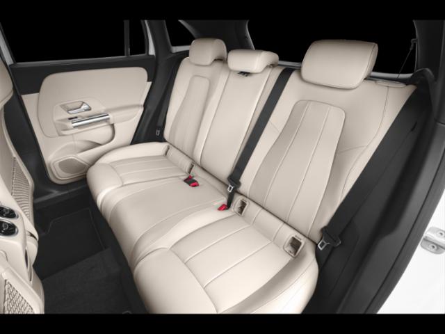 MERCEDES-BENZ GLA - 10