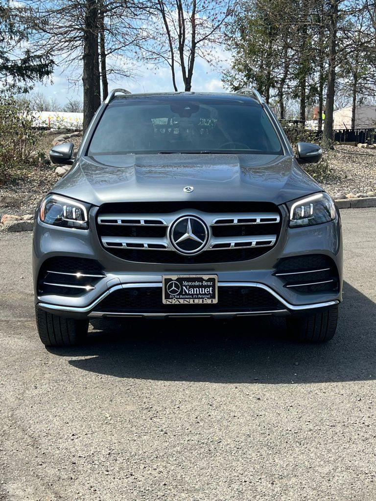 MERCEDES-BENZ GLS - 2