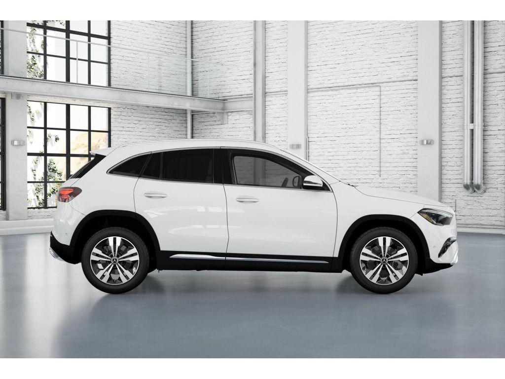 2026 Mercedes-BENZ GLA — фото 2