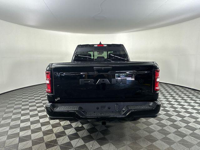 صورة 7 لـ 2026 RAM 1500 EXPRESS