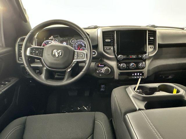 2026 RAM 1500 EXPRESS — миниатюра 15