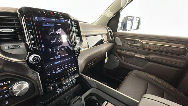 صورة مصغرة 30 لـ 2026 RAM 1500 LIMITED