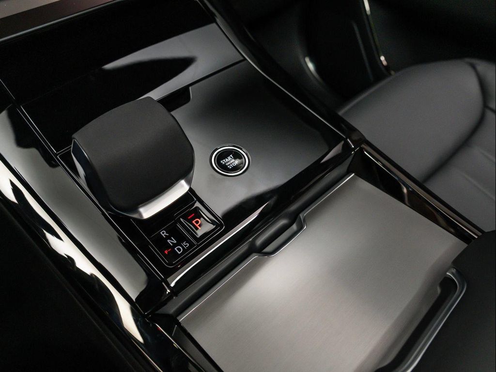 2026 LAND Rover RANGE ROVER SPORT SE — миниатюра 27