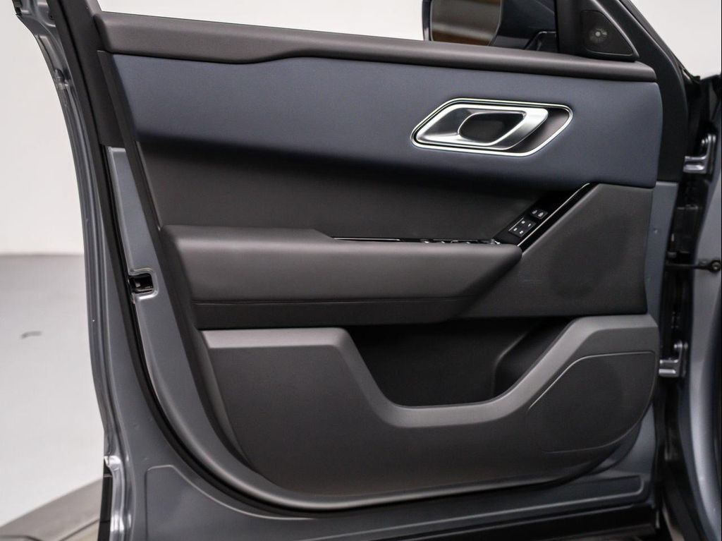 2026 LAND Rover RANGE ROVER VELAR P250 S thumbnail 23