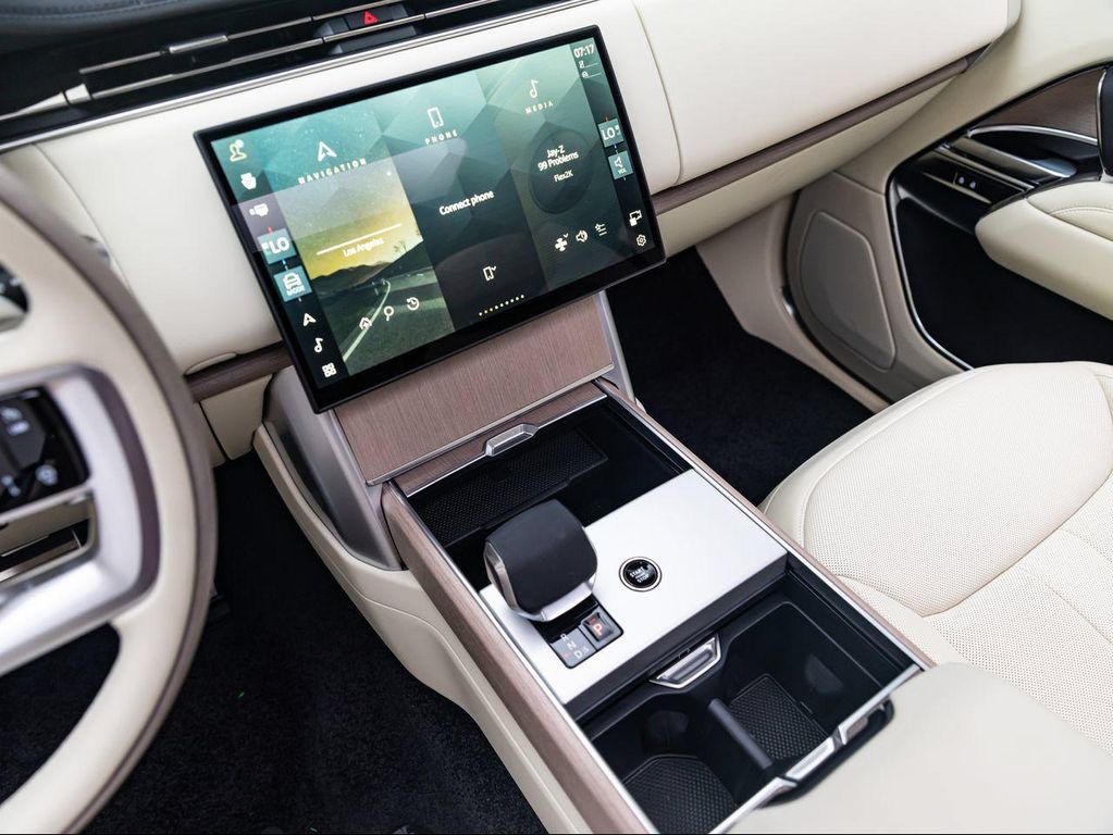 صورة مصغرة 26 لـ 2026 LAND Rover RANGE ROVER P530 SE 7 SEAT