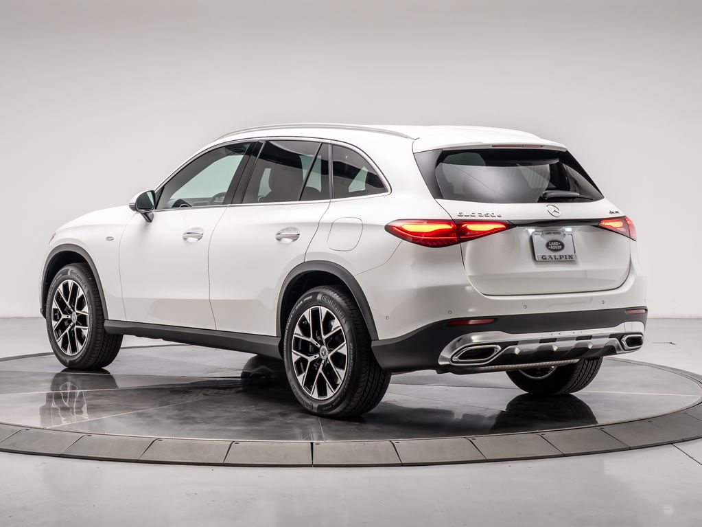 MERCEDES-BENZ GLC - 3