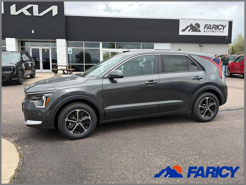 New 2026 Kia Niro LX
