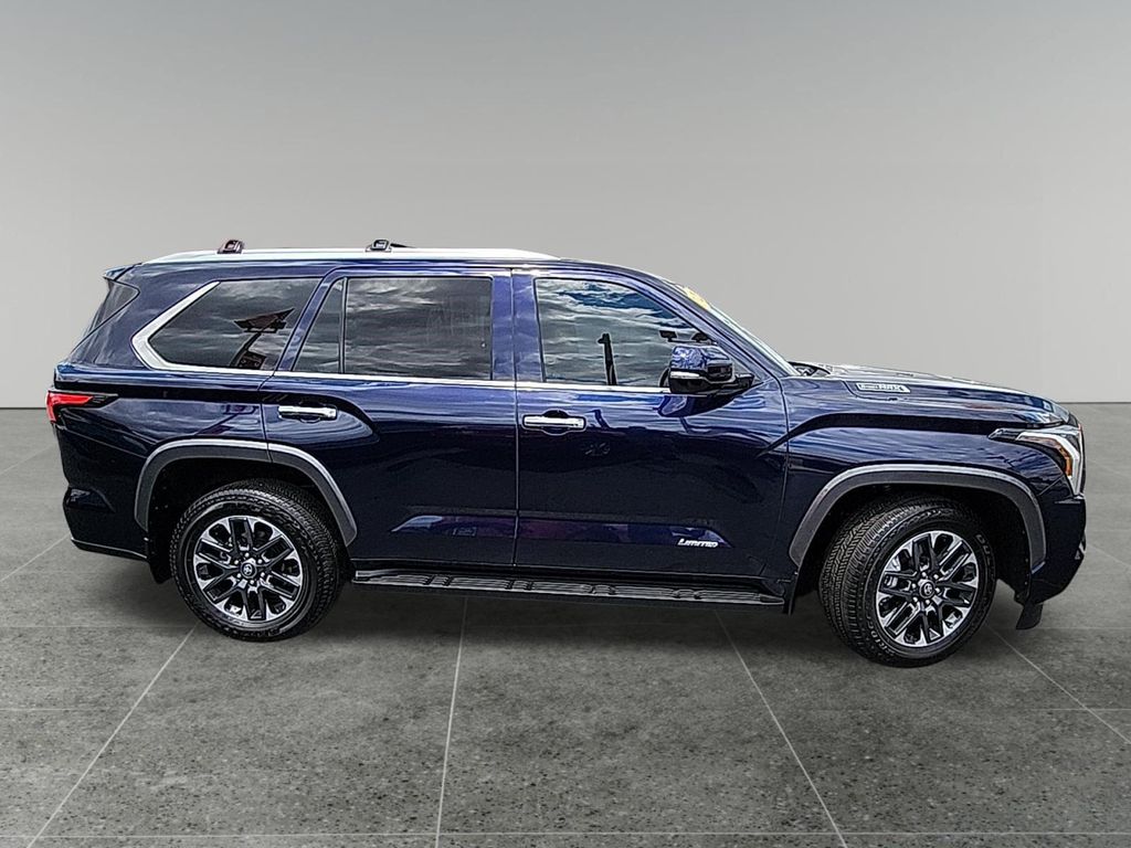 صورة 8 لـ 2025 Toyota SEQUOIA LIMITED