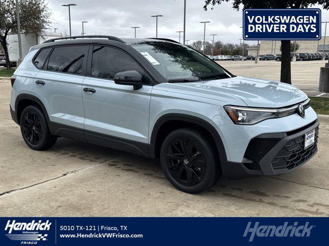 New 2026 Volkswagen Taos SE Black