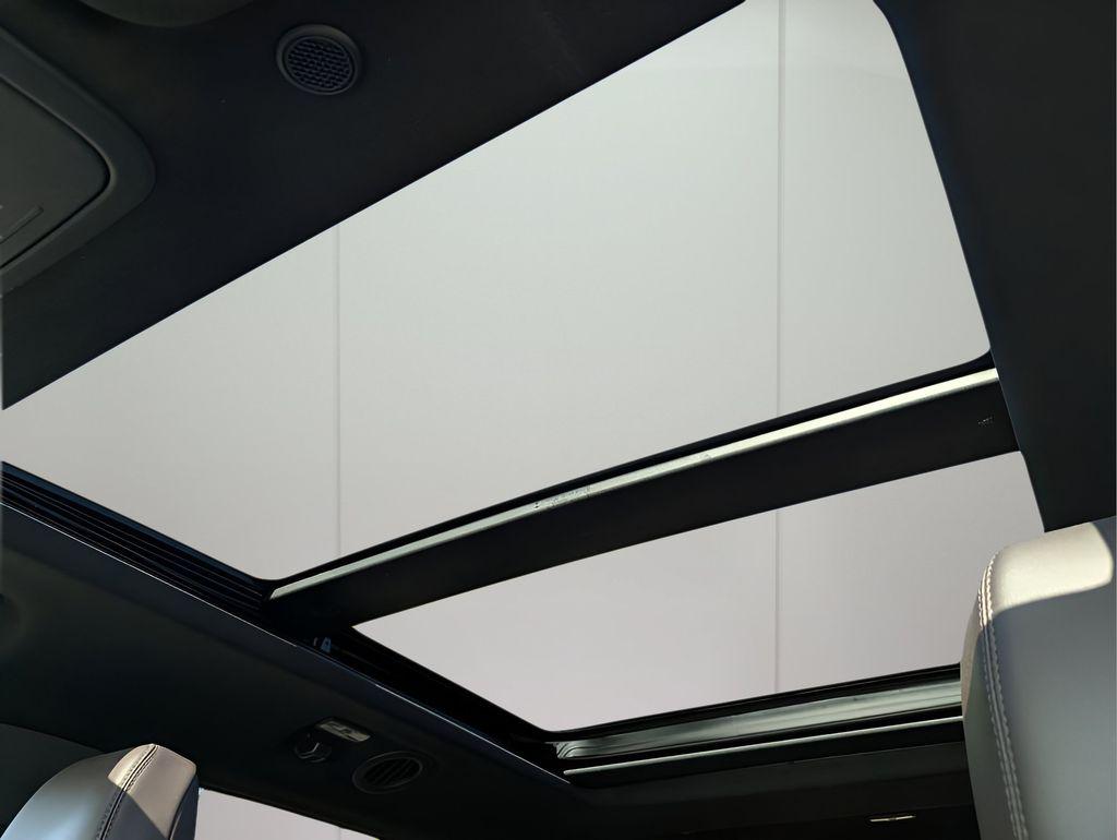 صورة مصغرة 26 لـ 2025 FORD EXPLORER PLATINUM