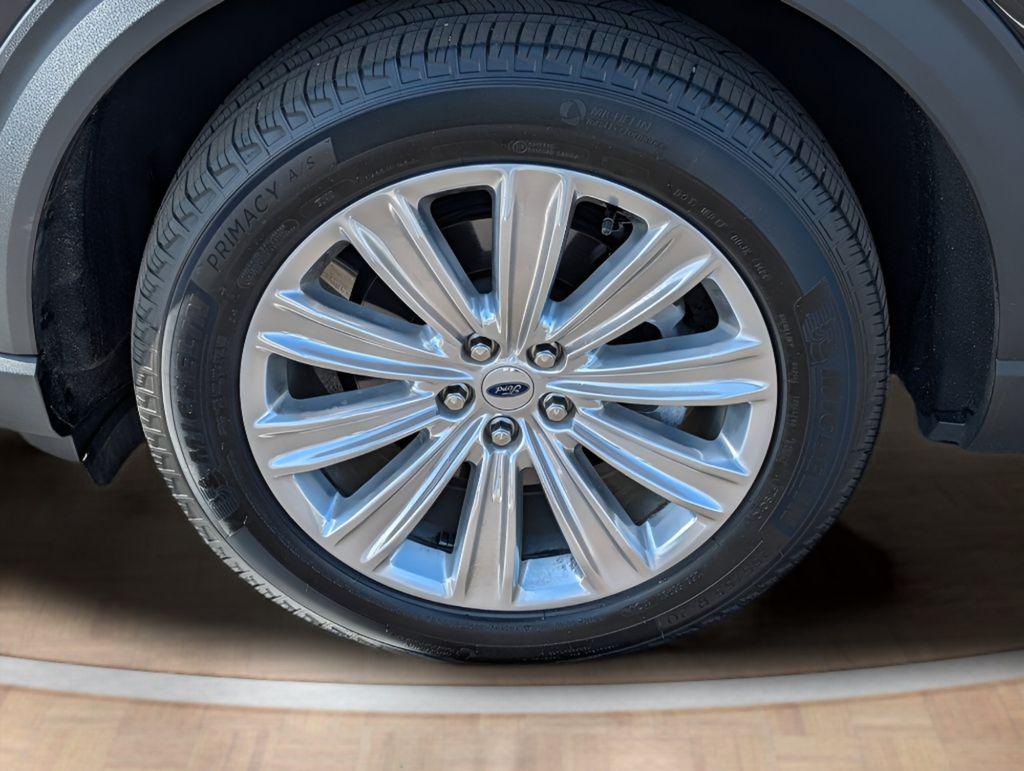 2025 FORD EXPLORER PLATINUM 照片 9