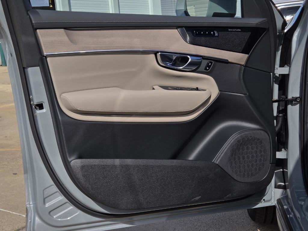 صورة مصغرة 22 لـ 2026 Volvo XC90 B6 PLUS 7-SEATER