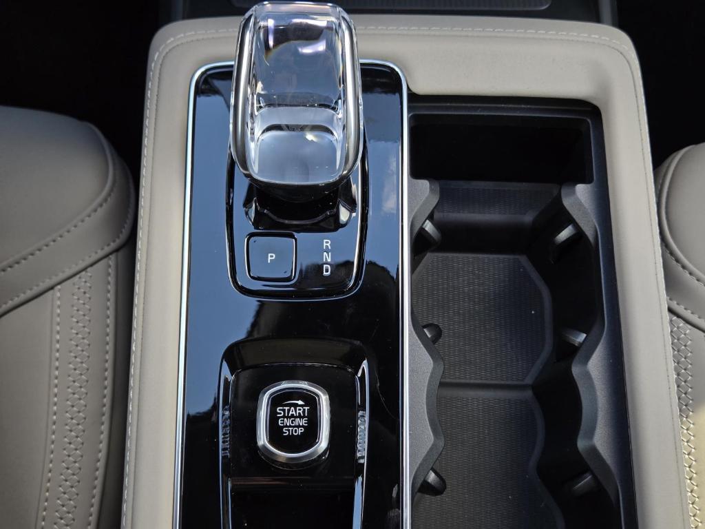 صورة مصغرة 21 لـ 2026 Volvo XC90 B6 PLUS 7-SEATER