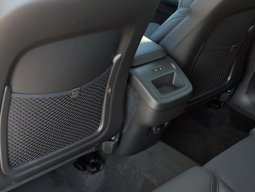 صورة مصغرة 23 لـ 2026 Volvo XC60 B5 CORE