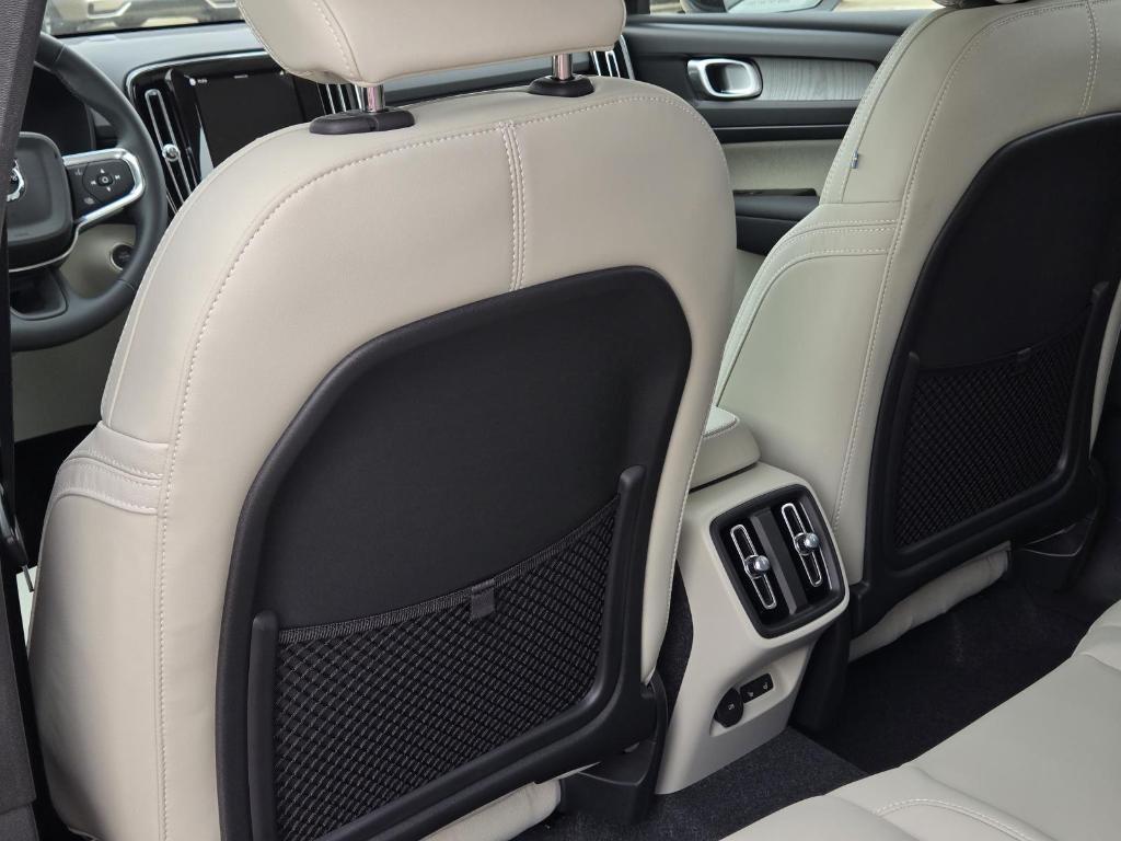 2026 Volvo XC40 B5 PLUS 缩略图 25