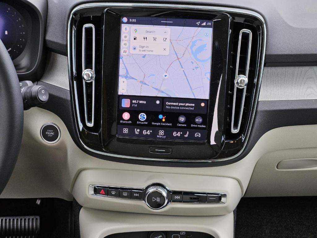 2026 Volvo XC40 B5 PLUS thumbnail 31