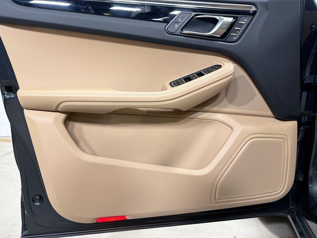 2026 Porsche MACAN 缩略图 22