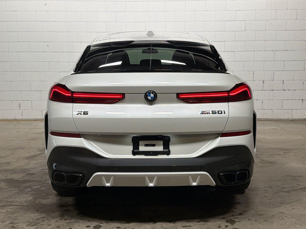 2024 BMW X6 M60I 照片 8