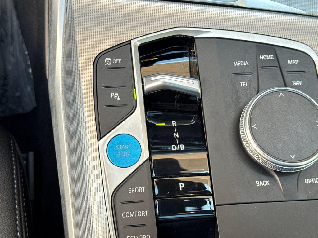 صورة مصغرة 21 لـ 2023 BMW I4 GRAN COUPE EDRIVE35