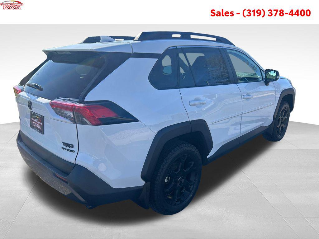 TOYOTA RAV4 - 6
