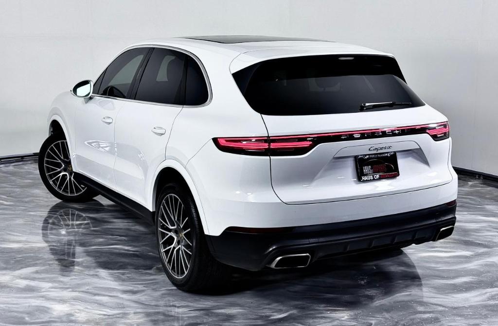 PORSCHE CAYENNE - 10